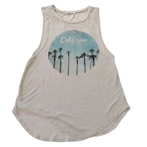One Clothing Medium Tank Top California Palmtree Scene Mix Cotton Material Used